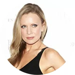 Stephanie Vogt - Actress