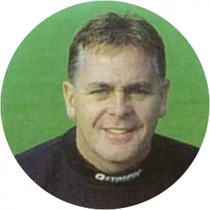 Steve Cherry - English former football player