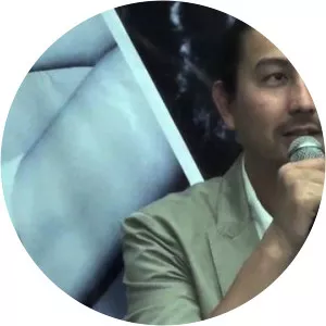 Steve Muljoto photograph