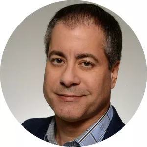 Steven Kochones - Film producer