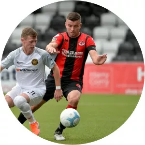 Stewart Nixon - Football player