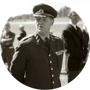 Stig Synnergren - Military personnel