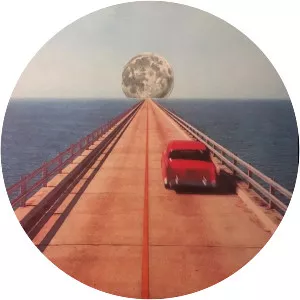 Still Corners - Pop band