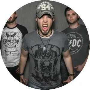 Stone Broken - Musical group