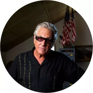 Storage Wars: Best of BarrySince 2017 - 2017 ‧ 1 season