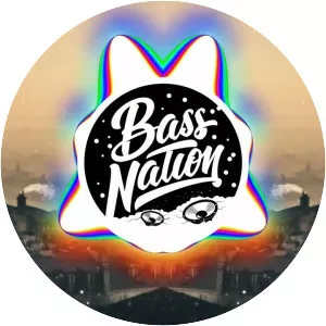 Stradeus - Musical artist