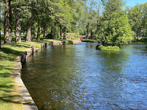 Strandpromenaden utmed Tidan - City park in Tidaholm, Sweden