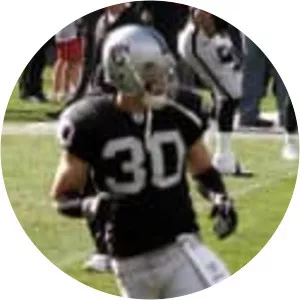 Stuart Schweigert - American football safety