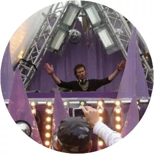 Stuback - Musical artist