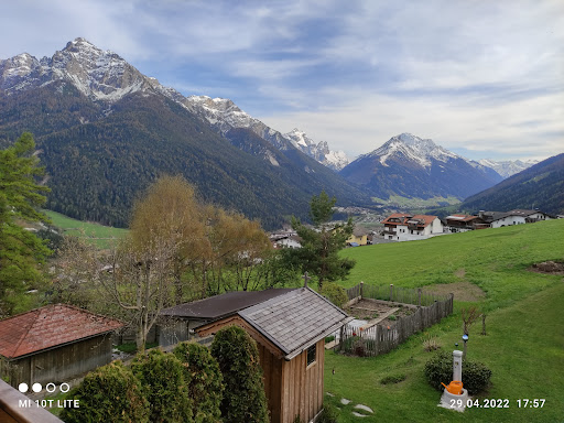 Stubaier Bauernappartement - Holiday apartment in Telfes, Austria
