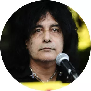 stuka sergio gramática