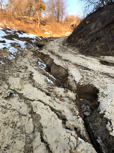 Stykhiynyy Kar'yer - 