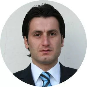 Suat Arslanboğa