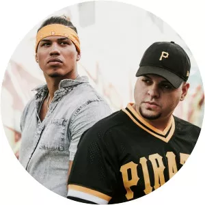 Subelo Neo - Musical ensemble