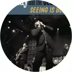 Sugar Ray and the Bluetones - Musical group