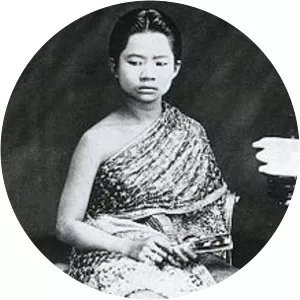 Sukhumala Marasri - 