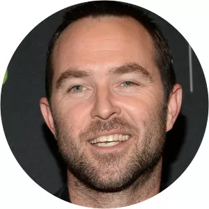Sullivan Stapleton
