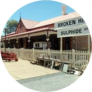 Sulphide Street railway station - 