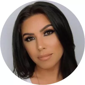 Summer Mitchell - TV personality