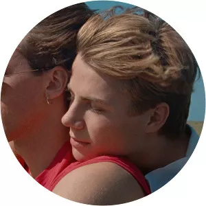 Summer of 85 - Not Rated 2020 ‧ Romance/Drama ‧ 1h 40m