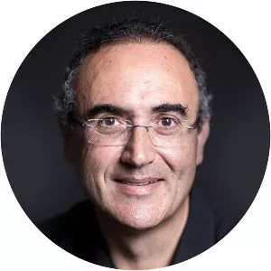 Sunay Akın - Turkish poet