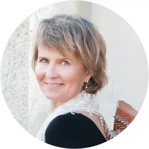 Sunita Staneslow - Musical artist