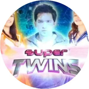 Super Twins