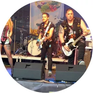 Supernova Plasmajets