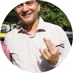 surendra hiranandani photograph