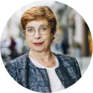 Susanne Lin-Klitzing - German teacher