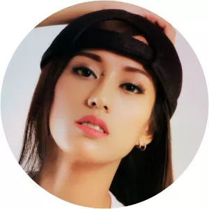 Susi Julia - Musical artist