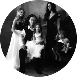 Susie Stenberg - Jeremy Stenberg's wife