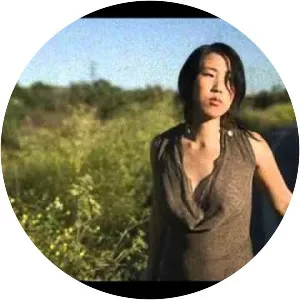 Susie Suh - American singer