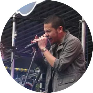 Suveera Boonrod - Singer