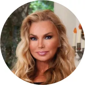 Suzan Schroder photograph