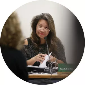 Suzanne Chun Oakland