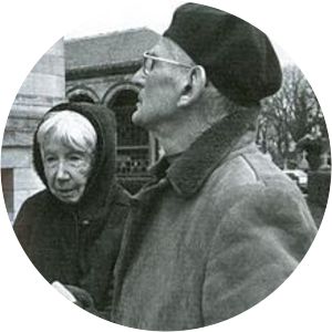 Suzanne Dechevaux-Dumesnil