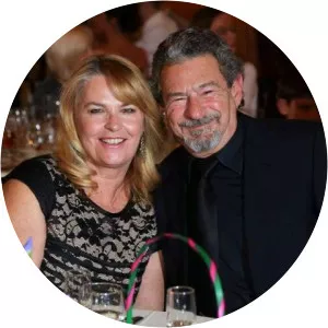 Suzanne Hashian - Lauren Hashian's mother