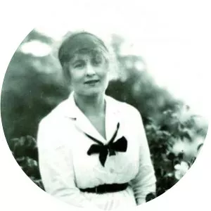 Suzanne Lalique
