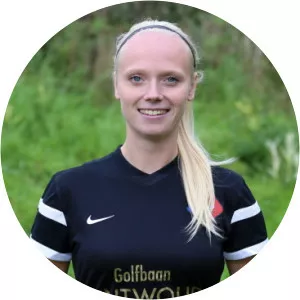 Suzanne Marees - Football player