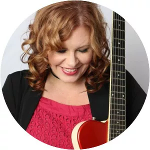 Suzie Vinnick - Canadian singer-songwriter