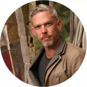 Sword, Musket and Machine Gun: Britain's Armed History