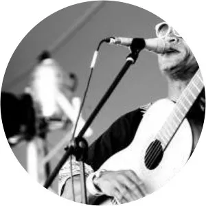 Sylvestre Kabassidi - Singer