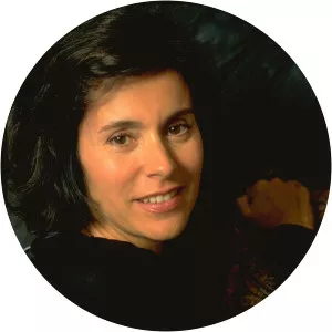 Sylvia Fol - Author