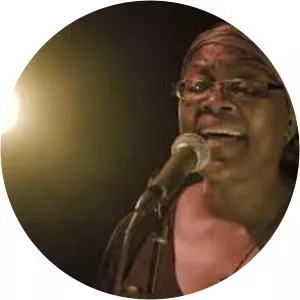 Sylvie Nawasadio photograph