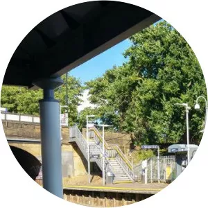 Syon Lane railway station - 