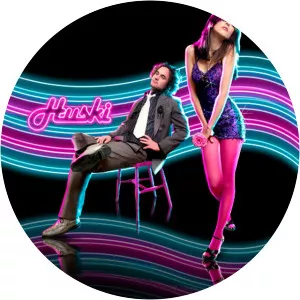 tabitha zu huski - Musical group