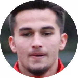Tahir Mert Uzunsakal - Football player