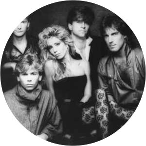 Tahnee Caine and Tryanglz photograph