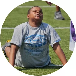 Taj Smith - American football player